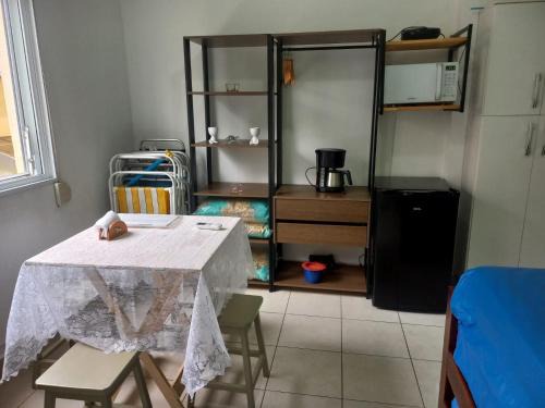 Embare Apartment | MELHOR LOCALIZAÇÃO DE SANTOS, LOFT, 200 MTS da PRAIA, WI-FI, AR CONDICIONADO