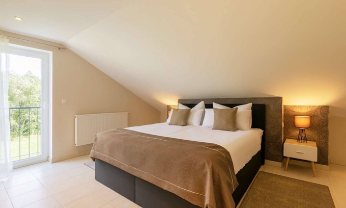 Bischofsheim an der Rhon Hotel | Memory 05 - Holiday apartment (approx. 56 m²) in the attic for max. 3 persons