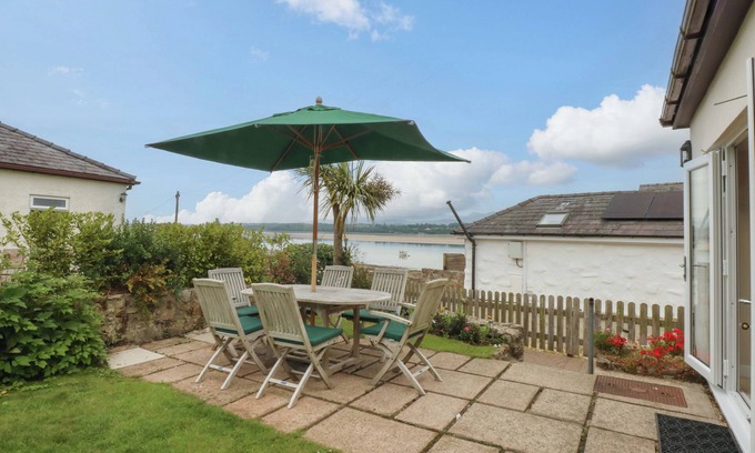Llanfairpwllgwyngyll Cottage | Menai Cottage