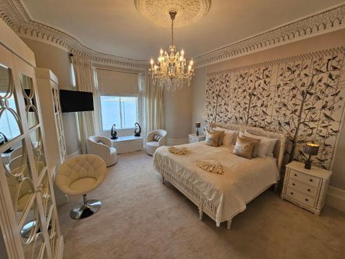 Rothesay House | Merchant's View - Luxury Seaside Designer Retreat