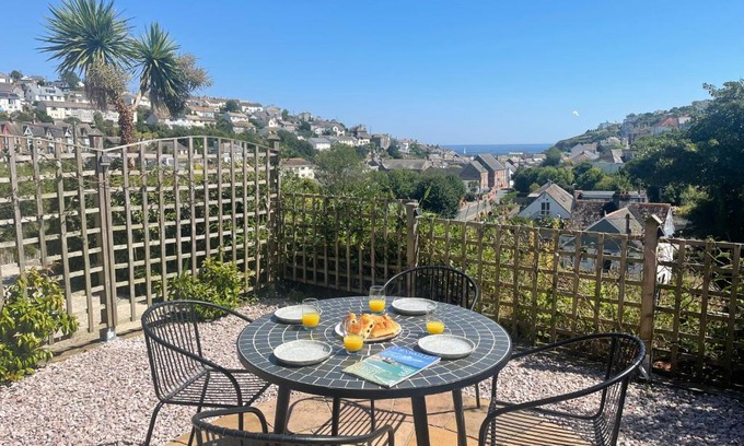 Mevagissey House | Mevagissey Holiday Home - sea view and parking