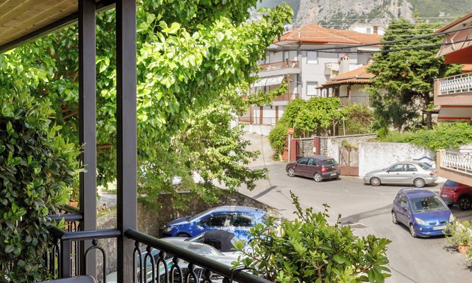 Dio-Olympos Hotel | Meydani Suites