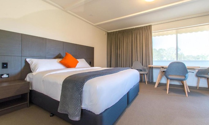 Hackham Hotel | Mick O'Sheas