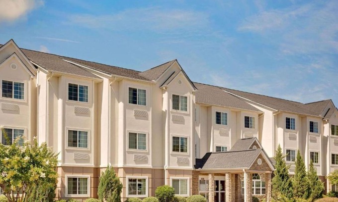 Perry Hotel | Microtel by Wyndham Perry National Fairground Area I-75