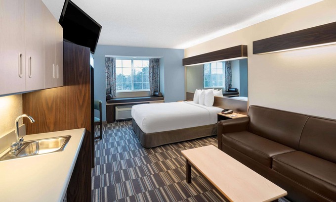 Fortson Hotel | Microtel Inn and Suites by Wyndham Columbus North
