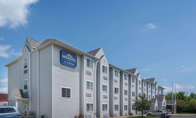 Onalaska Hotel | Microtel Inn by Wyndham Onalaska/La Crosse