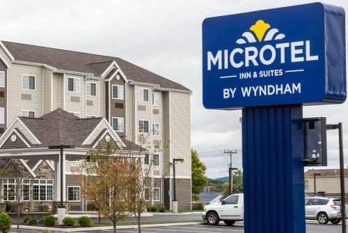 Altoona Hotel | Microtel Inn & Suites by Wyndham Altoona