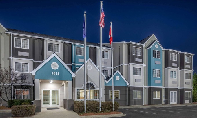 Florence Hotel | Microtel Inn & Suites by Wyndham Florence