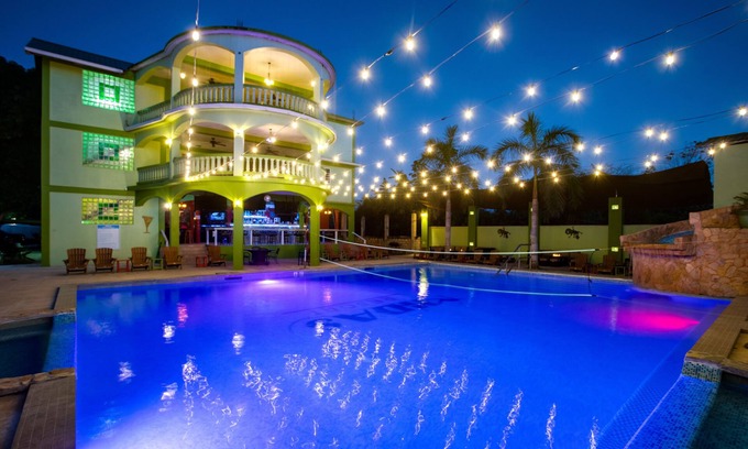 San Ignacio Hotel | Midas Belize