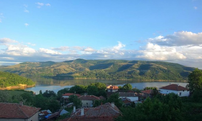 Kardzali House | Mihaela Lake Retreat