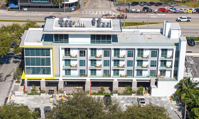 Ojus Apartment | Milan Aventura Hotel