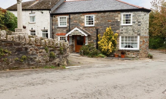St. Neot House | Mill Cottage