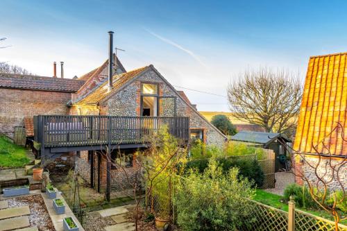 Weybourne House | Mill End by Big Skies Cottages