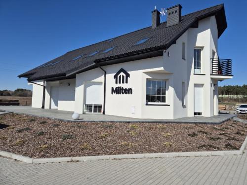 Łukow House | Milten Pniów