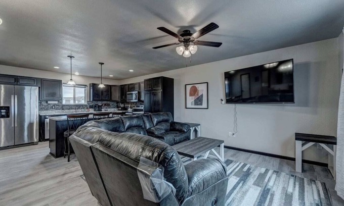 Rapid City House | Mini-Rushmore Home, High On Hill Over Rapid City!