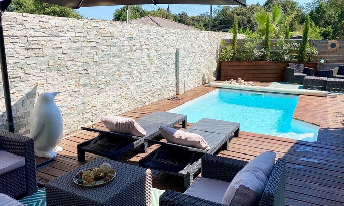 Santa-Lucia-di-Moriani Villa | Mini Villa with swimming pool terrace beach access by path 2min away