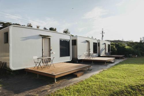 Tongxiao House | Minshuku 3 by Tiny Away