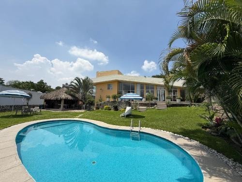 Tres de Mayo House | Mirador de Águila