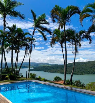 Capitolio House | Mirante do Lago