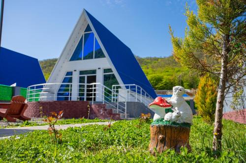 Azerbaijan Ski Chalet | Mirvari Aframe