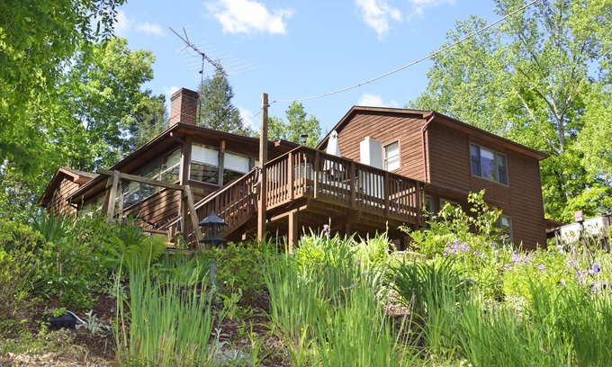 Haywood House | Miss Kitty's Place
