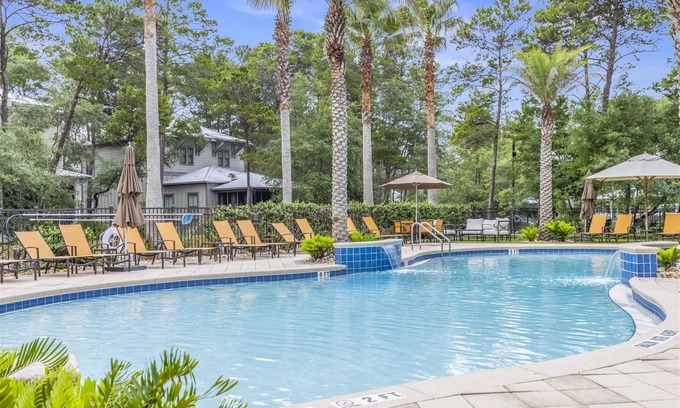 White's Gulfview House | MISSOURI LOVES COMPANY 4 BR/4.5 BA Golf Cart CLOSE TO POOL