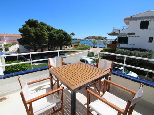 Llanca Apartment | MISTRAL - Apartamento acogedor, luminoso y de ambiente moderno con terraza vista mar. - ES-228-143