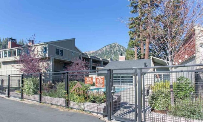 Mammoth Lakes Apartment | Misty Mountain Hideaway - Views, Comfort, Pool/Spa