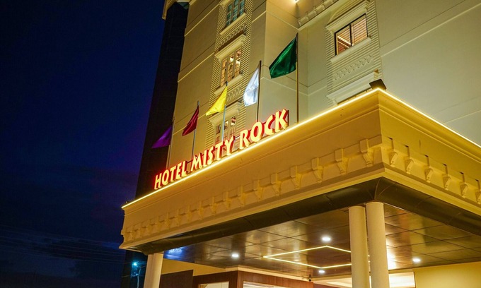 Gundlupet Hotel | Misty Rock Hotel