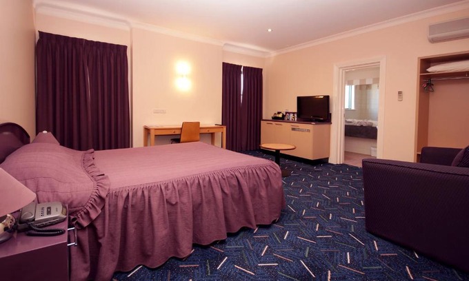 Bairnsdale Hotel | Mitchell River Tavern
