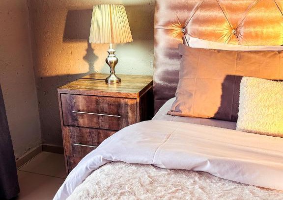 Nkomazi House | Mjejane Debs guest house