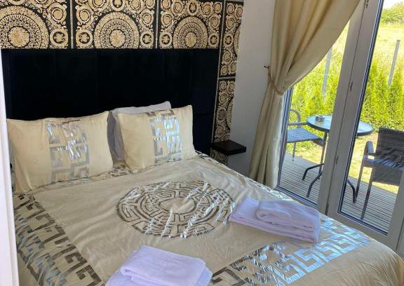 Sendvario seniunija Bed & Breakfast | MMA apartament