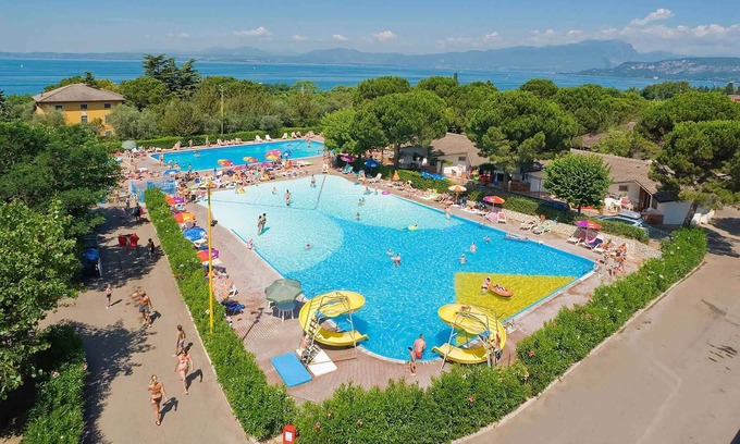 Gralaoni-Pralesi-Cisano House | Mobilehome with air conditioning, terrace and pool