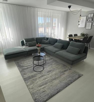 Piestany Apartment | Moderný apartmán v centre Piešťan