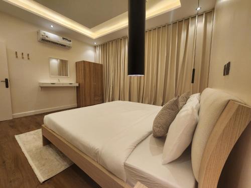 Al Aqiq Apartment | Modern 1BR Apartment - Al Aqiq - Comfy & Stylish