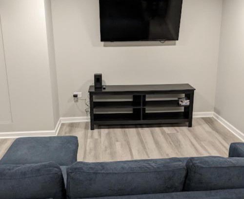 South Austin Apartment | Modern 2 BDRM Apartment in Chicago