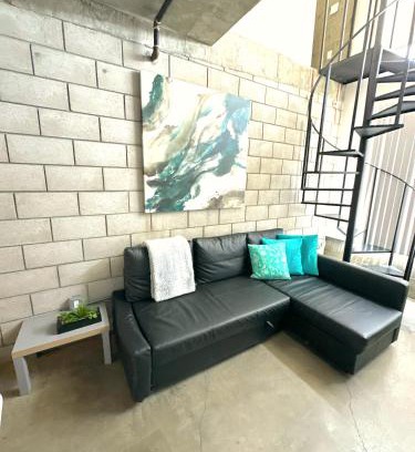 University Heights Apartment | Modern 2 Bdrm w/Parking in the Heart of Hillcrest