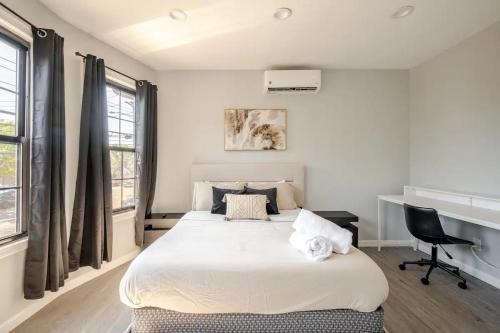 Black Rock Historic District Apartment | Modern 3-Bdrm Apt in Black Rock