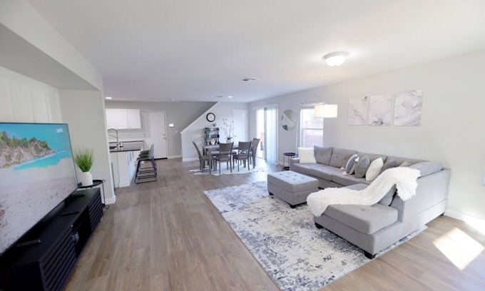 Fairfield House | Modern 3BR Home with New Furnishings