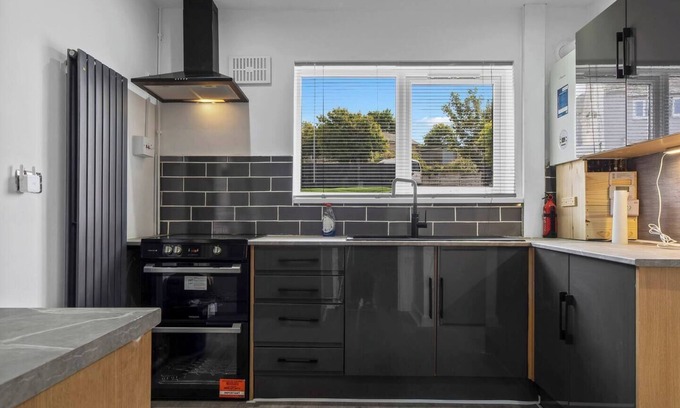 Whitehaven House | Modern 4 bed | Whitehaven| Pass the Keys