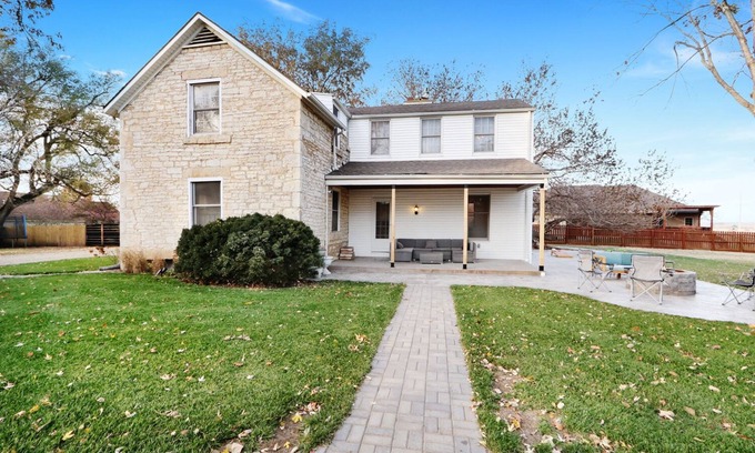 Manhattan Other | Modern 5-Bed Farmhouse at Bill Snyder Family Stadium