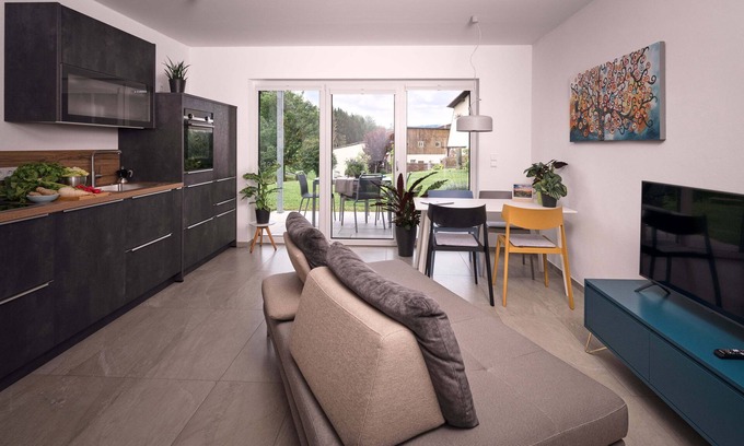 Wunsiedel Apartment | Modern 65sqm apartment with spacious terrace