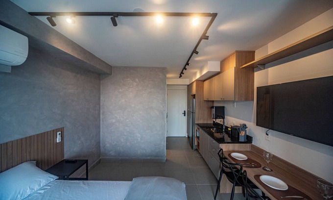 Santo Amaro Apartment | Modern and Sophisticated Studio - Santo Amaro | Near US Consulate and Metro