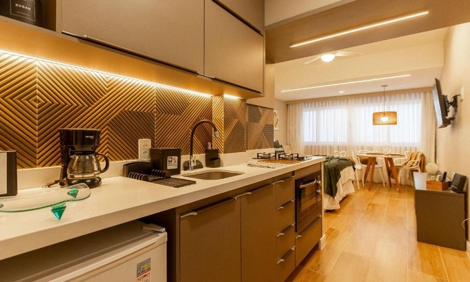 Leme Apartment | Modern and Cozy Studio for Couples in Leme