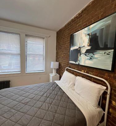 East Harlem Apartment | Modern Apartment By Central Park 3BR