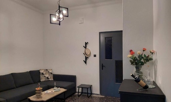 Mavrikiano Apartment | Modern apt with private garden next to the beach in the center of Elounda!