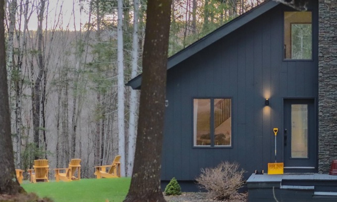 Delancey Cabin | Modern Cabin in the Catskills Pet Friendly!