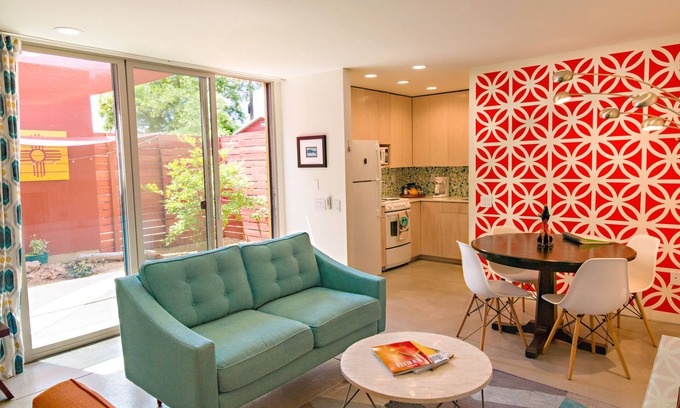 Barelas House | Modern Casita in Historic Downtown Albuquerque