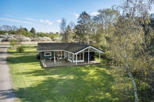 Grevinge House | Modern Cottage In Scenic Natural Setting
