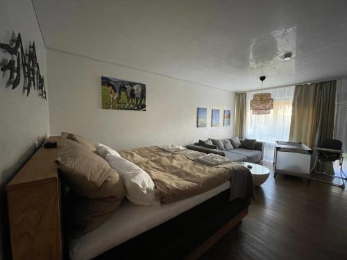 Bad Toelz Apartment | Modern eingerichtete Ferienwohnung Traumtagerl ruhig, zentral, ideal für Familien & Paare